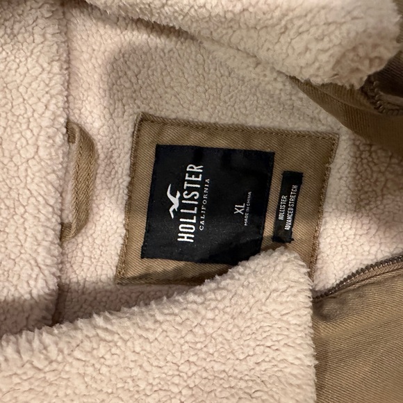 Hollister Trucker Jacket Sherpa Lined Collar - Picture 3 of 5